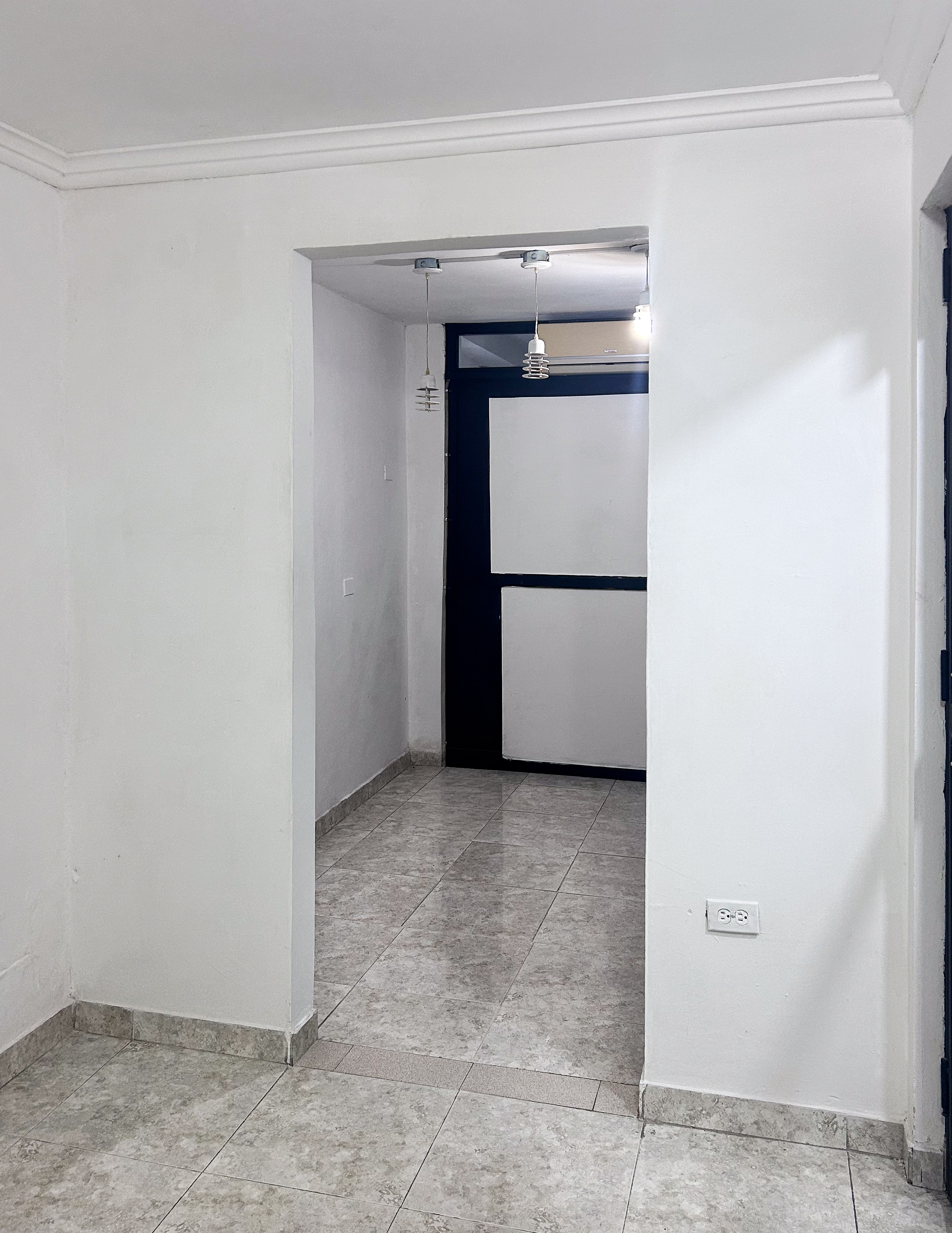 Espacio Comercial en La Esmeralda 4